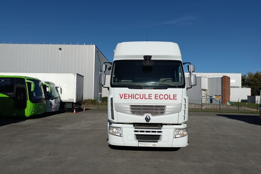 Renault Renault Premium  320 DXI 