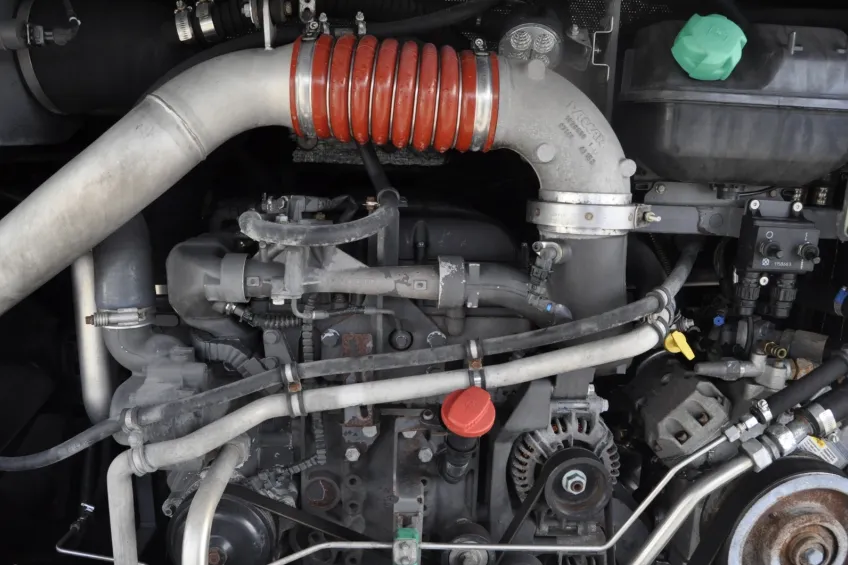 YUTONG  6121 HQ  YUTONG  6121 HQ 