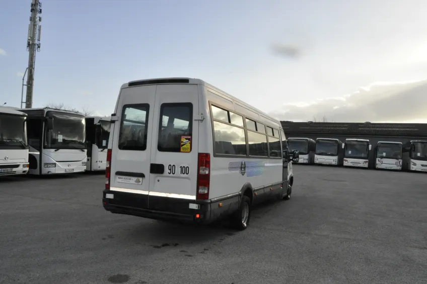 Iveco  Iveco 50C18