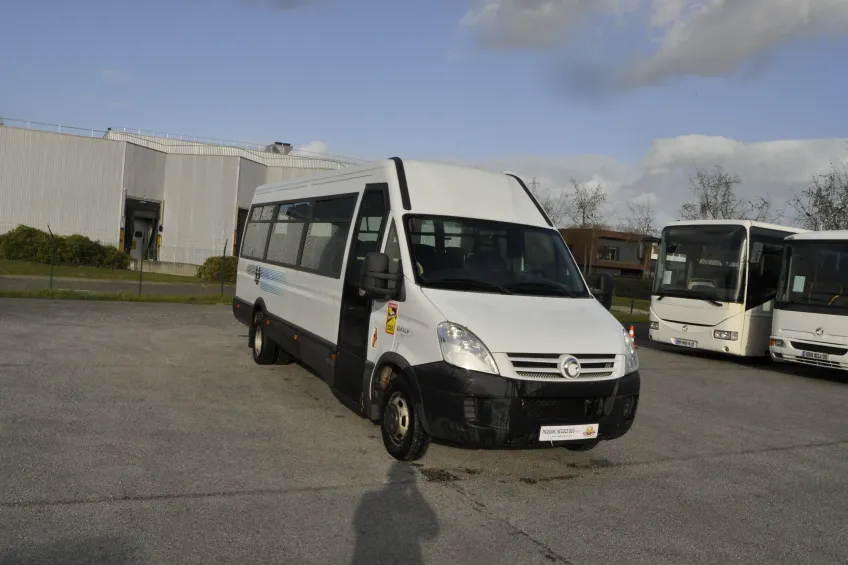 Iveco  Iveco 50C18